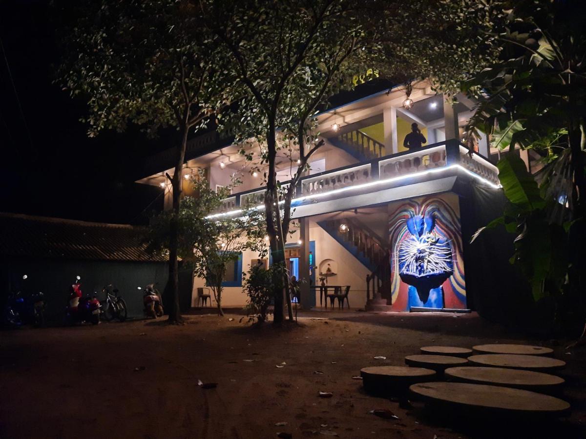 Unearth Hostel Auroville Dış mekan fotoğraf