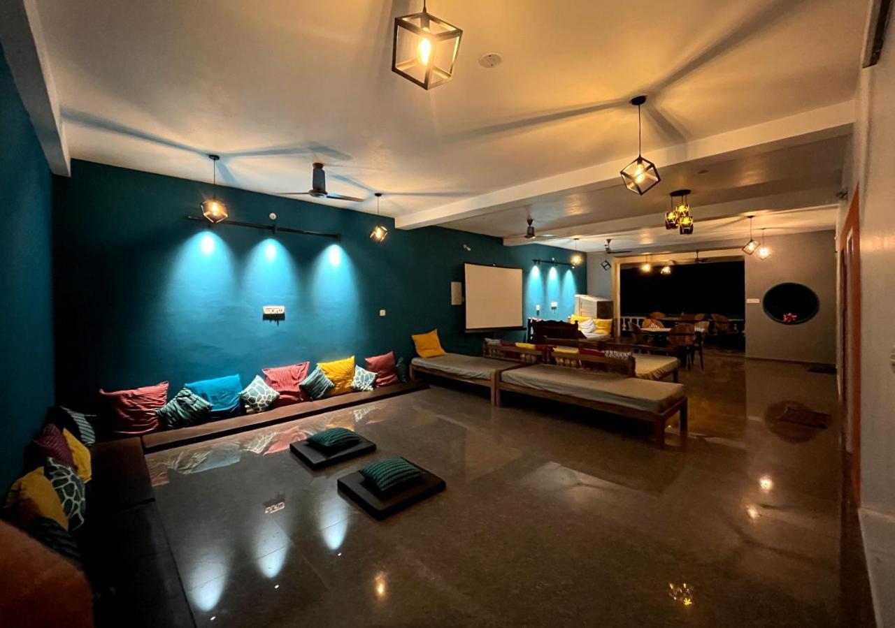 Unearth Hostel Auroville Dış mekan fotoğraf